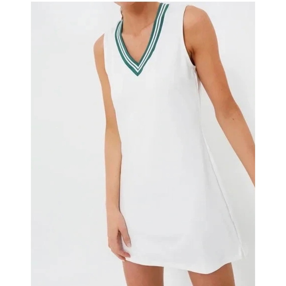 Tuckernuck TNuck Sport White Green Trim Tennis Dress Sleeveless V-Neck Small